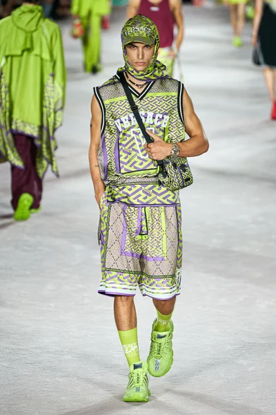 Look 59